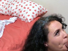 Curvy pinkhair babe gets pussydrilled