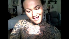 Tattoo Women Teases on Webcam