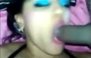 Fazendo programa com prostituta tetuda