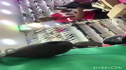 Dick flash to women bigass