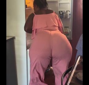 Aunty Did Not Know I Was Filming Her Clean up