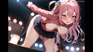 Hitori Gotoh showed her sexy body