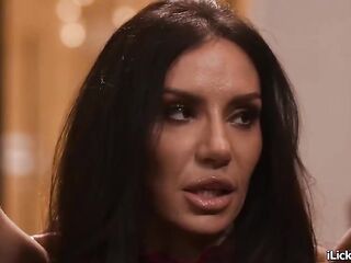 Isa Bella and her stepmom Anissa Kate invite her principal Remy Rune to have 3some.The mother i'd like to fuck is facesitting whilst stepdaughter is twat licking.