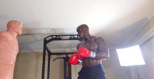 Boxing Workout Core Training Is Critical for Improving Posture, Enhancing Performance, Increasing Injury Resistance, and Acceler