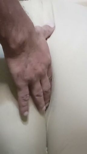 Paki Old beautiful Gf aagai phudi marwane🥵   Clip 1
