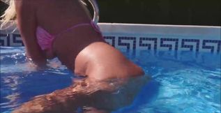 Cum in my hand fingering my pussy &amp; wanking your cock in this pov underwater scene in my local public swimming pool