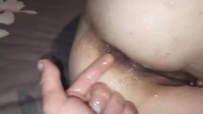 Steamy real-life couple gets down and dirty with intense homemade anal&#x1F44C; fisting