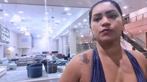 casal foi malhar e personal pediu a calcinha da esposa suadinha do treino