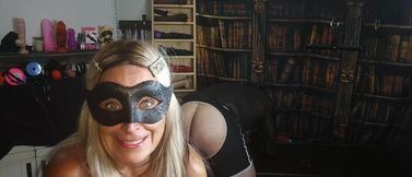 BLONDIE FUCKS HIM IN THE ASS AND PUNISHES HIM LIKE ONLY SHE CAN