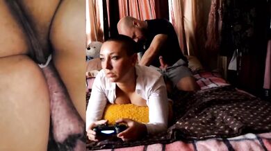 (Free Full Length) Real Free Use Couple Fucking While Gaming with Cumshot on Big Latina Booty