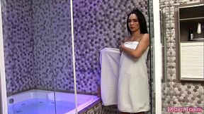 Natural Tgirl Hanna Rios Sits Her Her Booty on a Big Rubber Cock