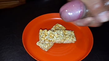 Cum soaked granola bars are a great snack.