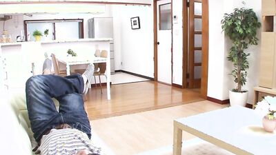 Amiru Kinohara gets drilled hard & creampied by a Japanese hottie