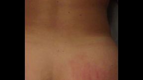 Chica mala recibe su castigo