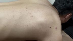 tiktoker se deja prenar y batir su culo de semen