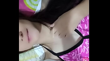 YULIETHGOMEZ DE 18 SE TOCA EN LA HABITACI&Oacute_N DE SU AMIGO