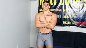 Newbie Beefcake Toby Reed Puts On a Masturbating Show - Nextdoor Casting