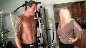Bossy fair-haired MILF eats cum after hot plow