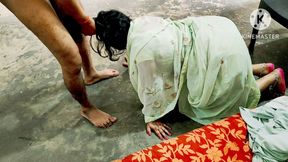 Indian desi bhabhi made sex with a bitch