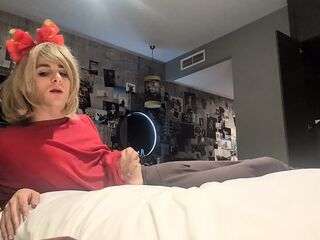 Girly Heather showing off her monster schlong