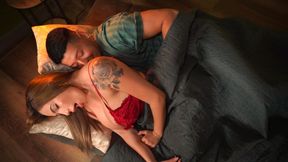 Stepsiblings end up fucking on the sofa after realizing they were alone at home