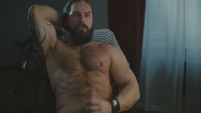 Aquaman Lookalike Jerking Off On Cam