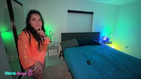 fitbadonk goes into a private room ready for a sloppy creampie!