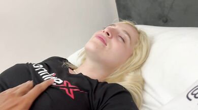 Them creamy squirts after her sweet pink pussy gets pounded raw in 18th bratty hole