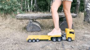 Sneaker-Girl Paula - Big Transporter Crush