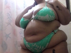 Amateur bbw solo