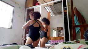 lista para hacer porno casero! me visto sexy y me preparo para ir a follarme a mi padrastro en su aniversario de bodas