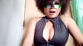 lista para hacer porno casero! me visto sexy y me preparo para ir a follarme a mi padrastro en su aniversario de bodas