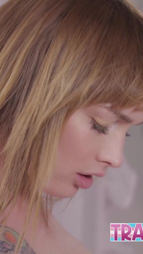 Blake Lovely Wants Haven Rose's Hard Girl Cock Inside