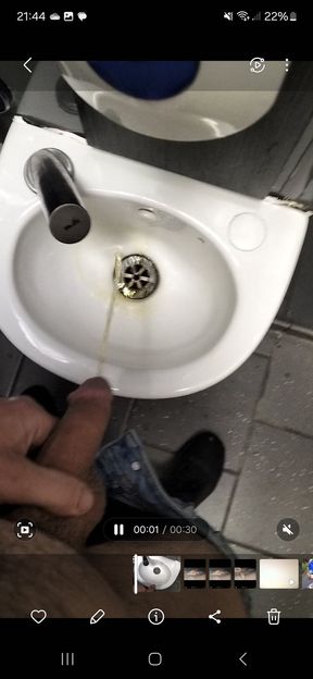 pee all over public toilet