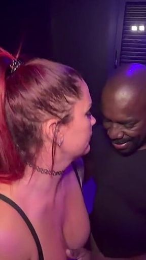 Ava Queen Swinger Night