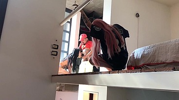 Pequei meu amigo no fraga comendo uma gringa gostosa