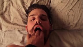 Homem lindo sendo fudido pelo fot&oacute_grafo