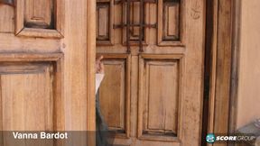 Redheaded Braceface Vanna Bardot Fingers Her Tight, Shaved