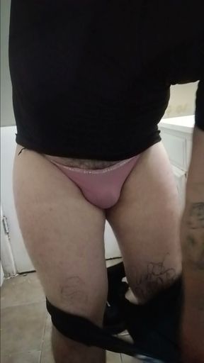 Short shorts an pink panties do u like