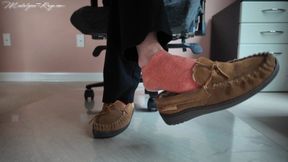 Come Under My Desk: Worn Moccassins & Ankle Socks 4K- Madalynn Raye shows off her old worn slippers and teases you with her feet at her desk