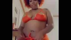 She Do It For Me