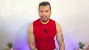 Hombre maduro vergons se folla el cuiito twink del sobrino de su esposa! le rellena el culo