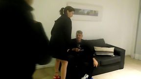 la puta de mi hermanastra se coje al plomero, se coje a mi novio en la habitacion y desp, completo