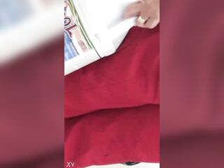 THICK RED BUTT GILF