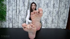 Sexy model Tian xin shows her sexy big 39EU feet17 4K