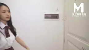 Asian Temptress Cums Hard During Sensual Orgasmic Action Showdown