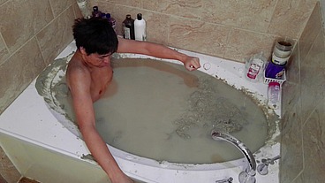 Solo Epic Mud Bathing Experience at Home