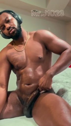 Watch me oil up my BBC and tease myself to the brink of insanity