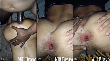 Negao meteu com força no meu rabo