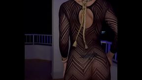 Pr&ecirc_te pour le Pacha, bien que j'_ai du mettre un string au dernier moment, c'_...